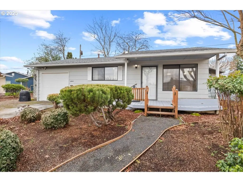 1444 Umpqua Court Woodburn OR 97071