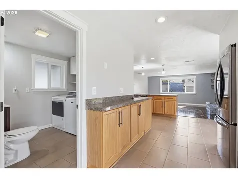 753 64th Street Springfield OR 97478