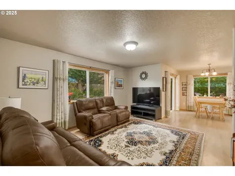 5200 NW 168th Place Portland OR 97229