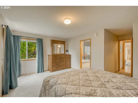 5200 NW 168th Place Portland OR 97229