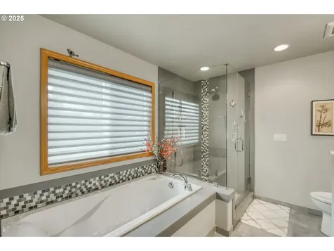 5200 NW 168th Place Portland OR 97229
