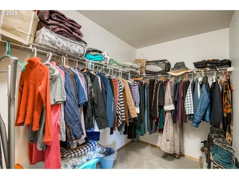 5200 NW 168th Place Portland OR 97229