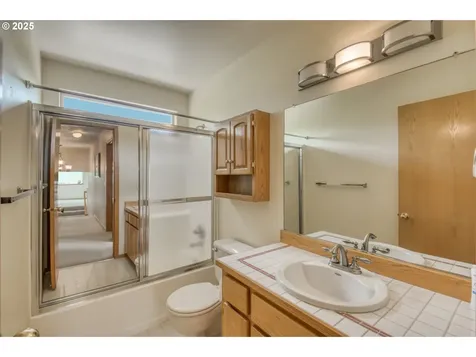 5200 NW 168th Place Portland OR 97229
