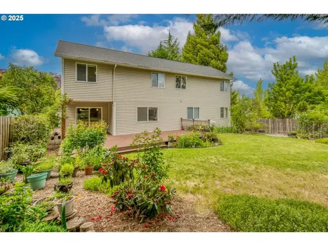 5200 NW 168th Place Portland OR 97229