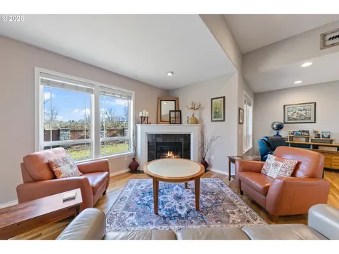 986 SE Gleann Craig Drive Dallas OR 97338