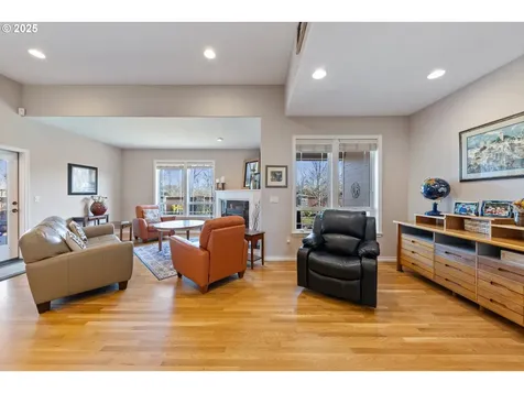 986 SE Gleann Craig Drive Dallas OR 97338