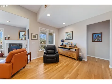 986 SE Gleann Craig Drive Dallas OR 97338