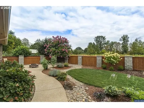 986 SE Gleann Craig Drive Dallas OR 97338
