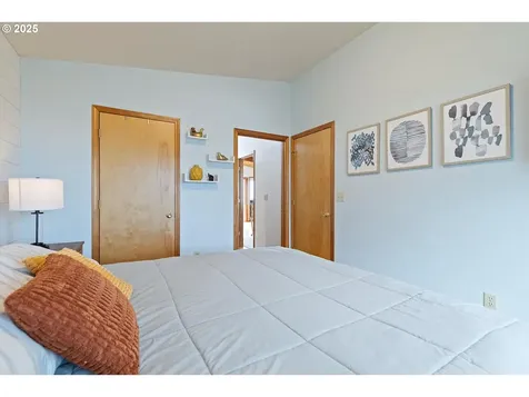 1910 NE 68th Street Lincoln City OR 97367