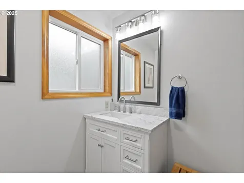 1910 NE 68th Street Lincoln City OR 97367