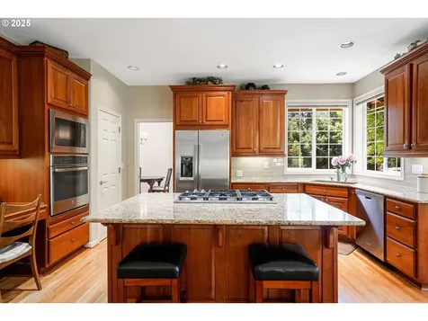 3255 Deer Lake Court SE Salem OR 97317