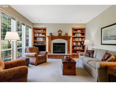 3255 Deer Lake Court SE Salem OR 97317