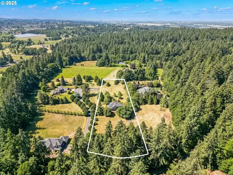 3255 Deer Lake Court SE Salem OR 97317