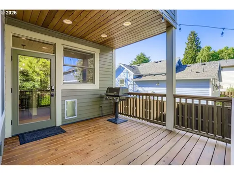 3526 NE Cleveland Avenue Portland OR 97212