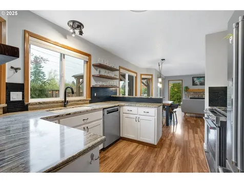 14521 SW Pinot Court Portland OR 97224