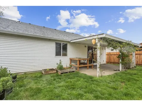 2443 SW Taylor Drive Mcminnville OR 97128