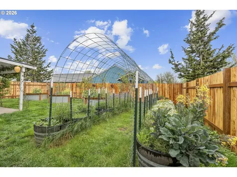 2443 SW Taylor Drive Mcminnville OR 97128