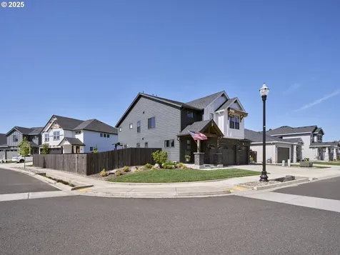 2704 SE 25th Avenue Battle Ground WA 98604