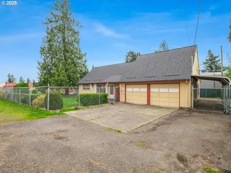 6820 SE 78th Avenue Portland OR 97206