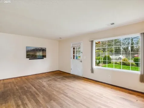 6820 SE 78th Avenue Portland OR 97206