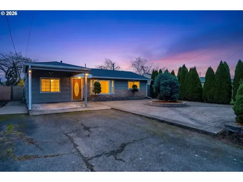 8612 NE Clackamas Street Portland OR 97220