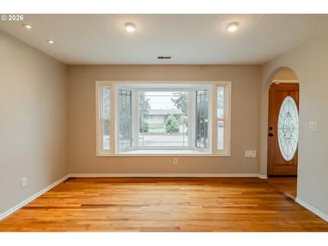 8612 NE Clackamas Street Portland OR 97220
