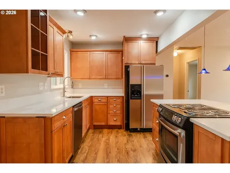 8612 NE Clackamas Street Portland OR 97220