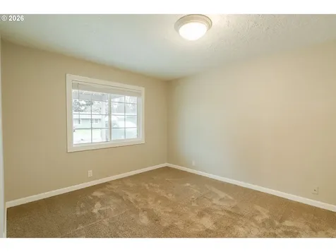 8612 NE Clackamas Street Portland OR 97220