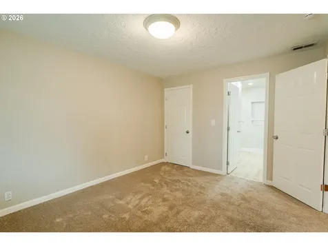 8612 NE Clackamas Street Portland OR 97220