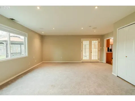 8612 NE Clackamas Street Portland OR 97220