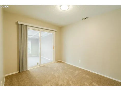 8612 NE Clackamas Street Portland OR 97220