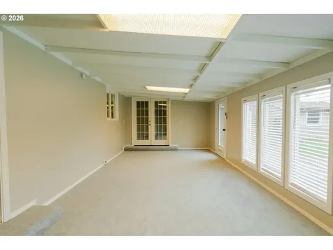 8612 NE Clackamas Street Portland OR 97220
