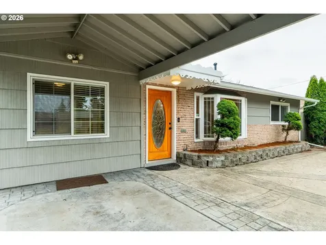 8612 NE Clackamas Street Portland OR 97220