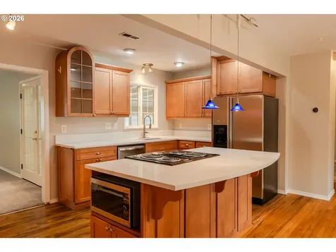8612 NE Clackamas Street Portland OR 97220