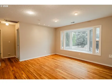 8612 NE Clackamas Street Portland OR 97220