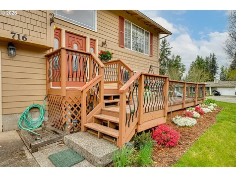 716 NE 151st Avenue Vancouver WA 98684