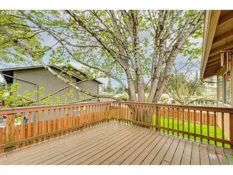 716 NE 151st Avenue Vancouver WA 98684