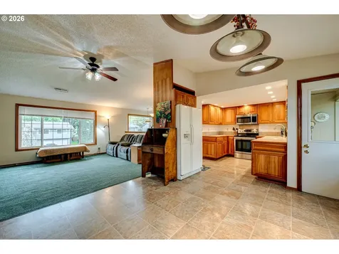 716 NE 151st Avenue Vancouver WA 98684