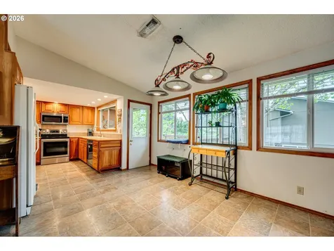 716 NE 151st Avenue Vancouver WA 98684