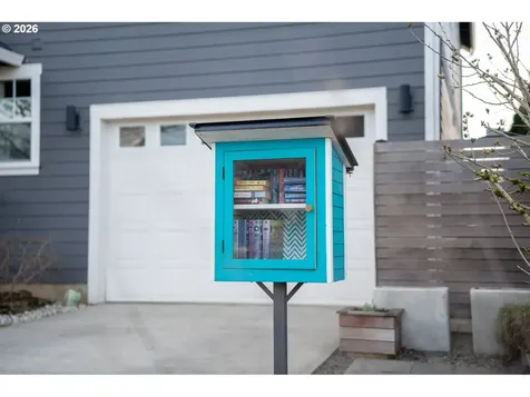 4613 SE 49th Avenue Portland OR 97206