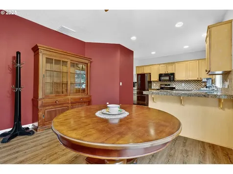 1706 NW 8th Avenue Hillsboro OR 97124