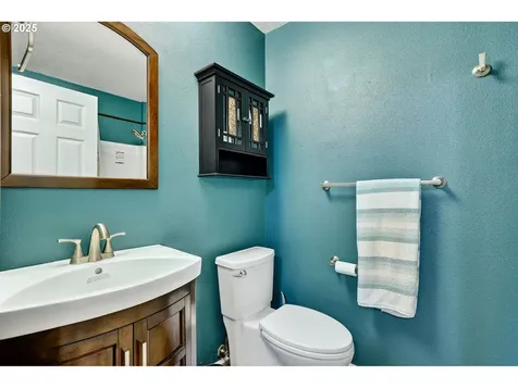 1706 NW 8th Avenue Hillsboro OR 97124
