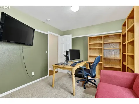 1706 NW 8th Avenue Hillsboro OR 97124