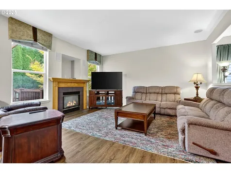 1706 NW 8th Avenue Hillsboro OR 97124