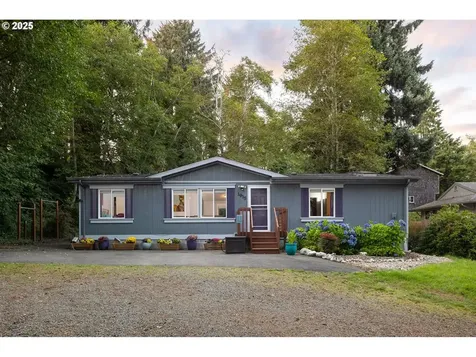 1915 NE 15th Street Lincoln City OR 97367