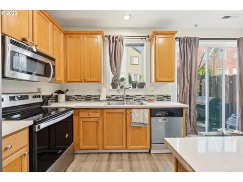 5827 SE 16th Loop Gresham OR 97080