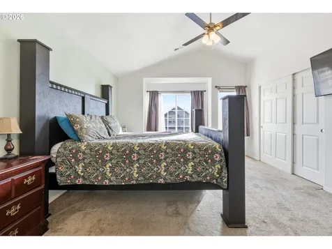 5827 SE 16th Loop Gresham OR 97080