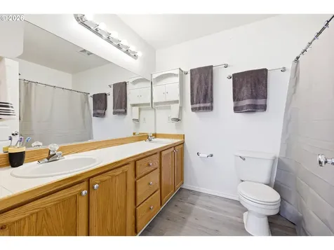 5827 SE 16th Loop Gresham OR 97080