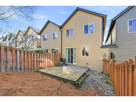 5827 SE 16th Loop Gresham OR 97080