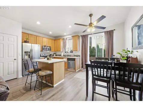 5827 SE 16th Loop Gresham OR 97080